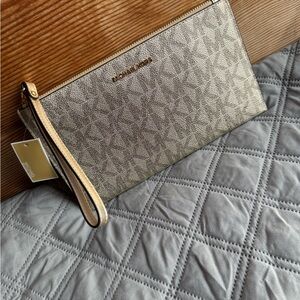 Michael Kors Gold Wristlet